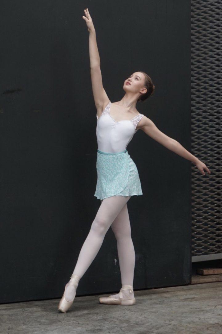 japanese-ballet-mint-skirt